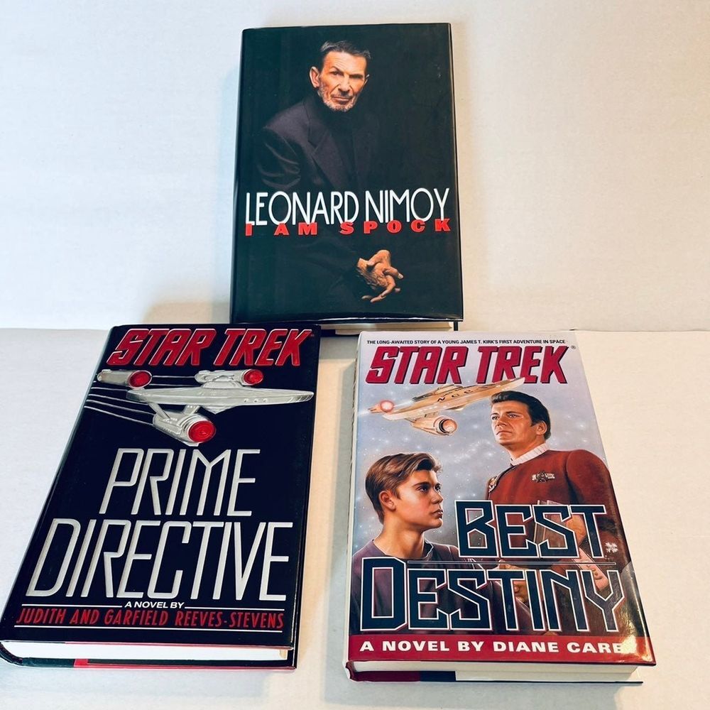 Star Trek Sci-Fi book bundle of three (3) used Star Trek books.